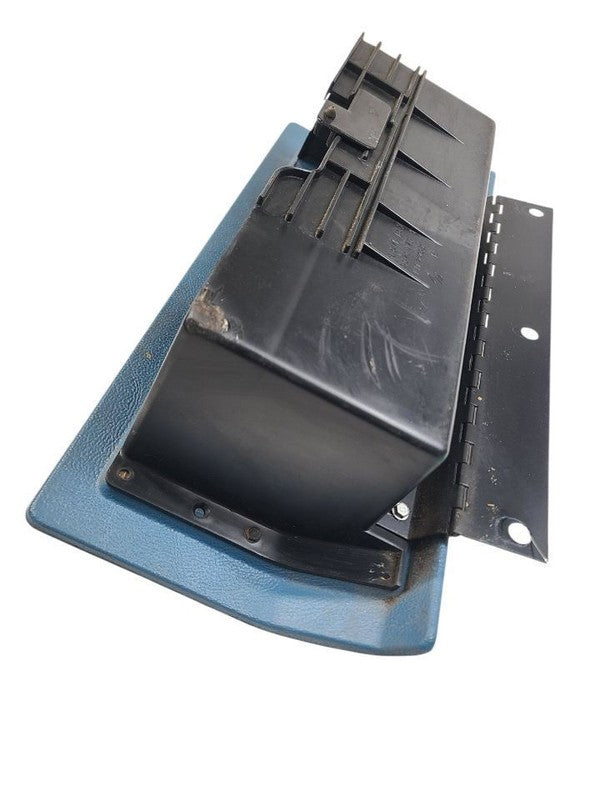 PACER     1976 Glove Box 661303