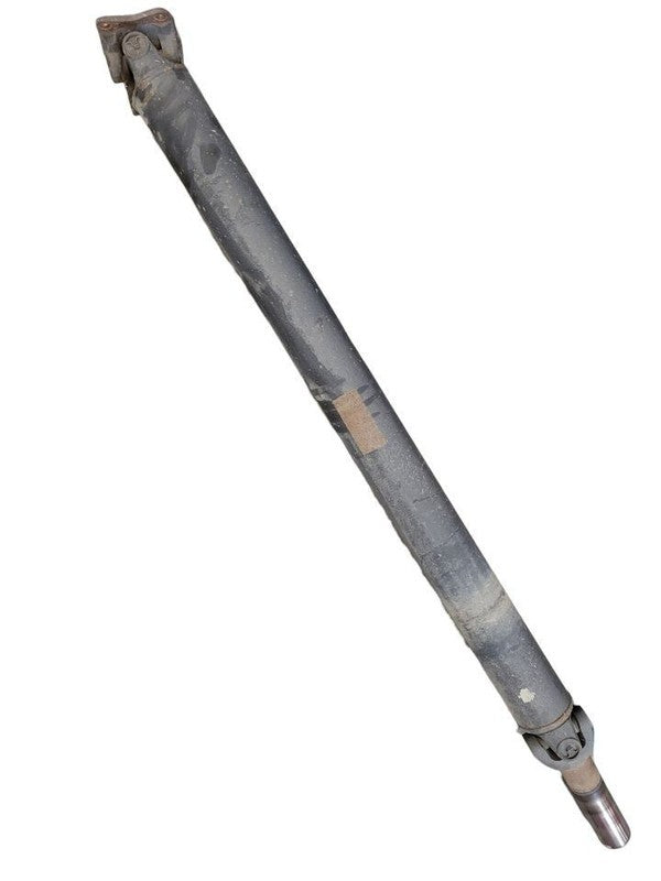 Rear Drive Shaft Standard Cab 8' Box 4WD Fits 17-18 FORD F250SD PICKUP
