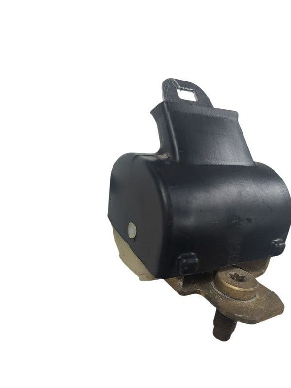 DELTA 88  1972 Seat Belt Rear 642216