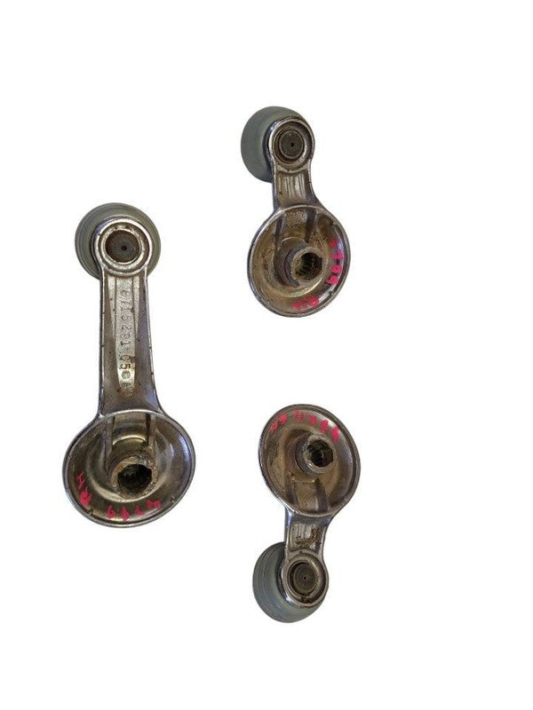 IMPALA    1968 Door Window Crank Front 625349
