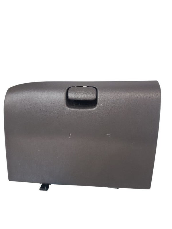 SEQUOIA   2003 Glove Box 631805