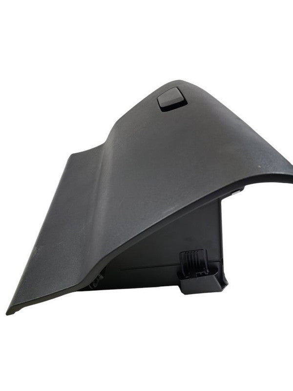 ESCAPE    2022 Glove Box 615046