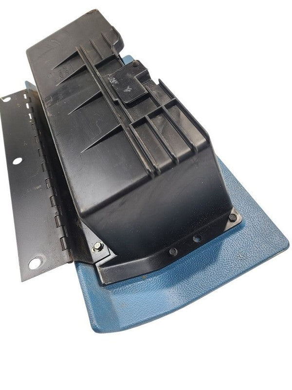 PACER     1976 Glove Box 661303