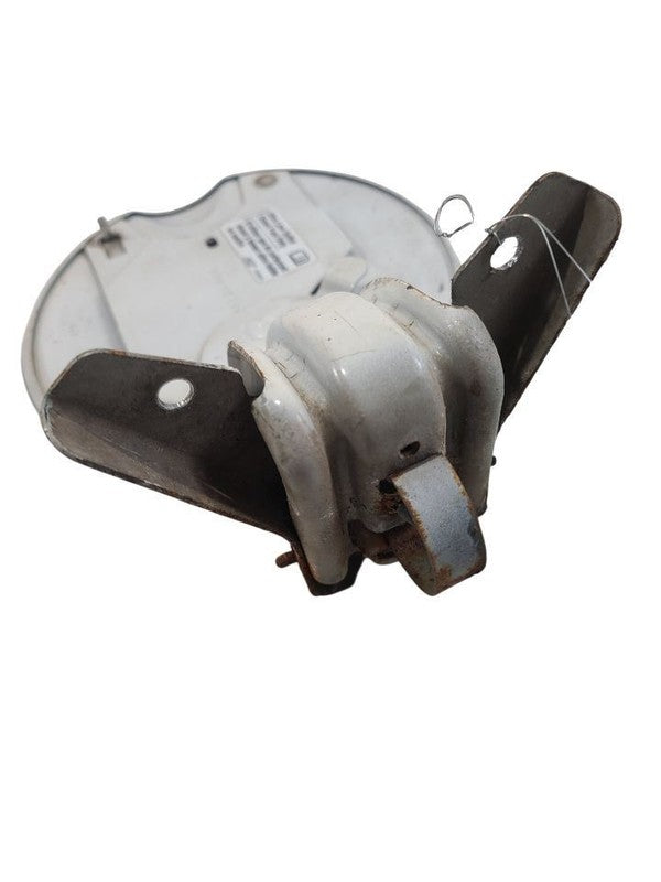 SILVRDO25 2011 Fuel Filler Door 673699