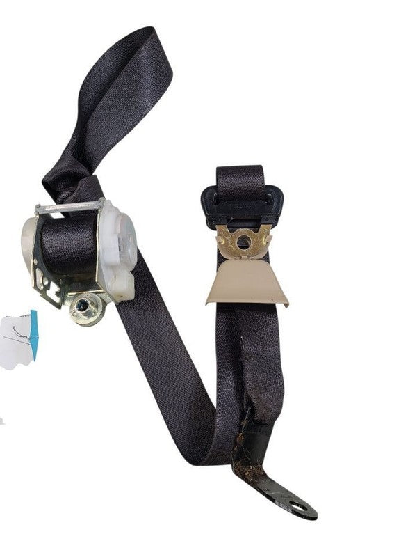 H3        2006 Seat Belt Rear 645020