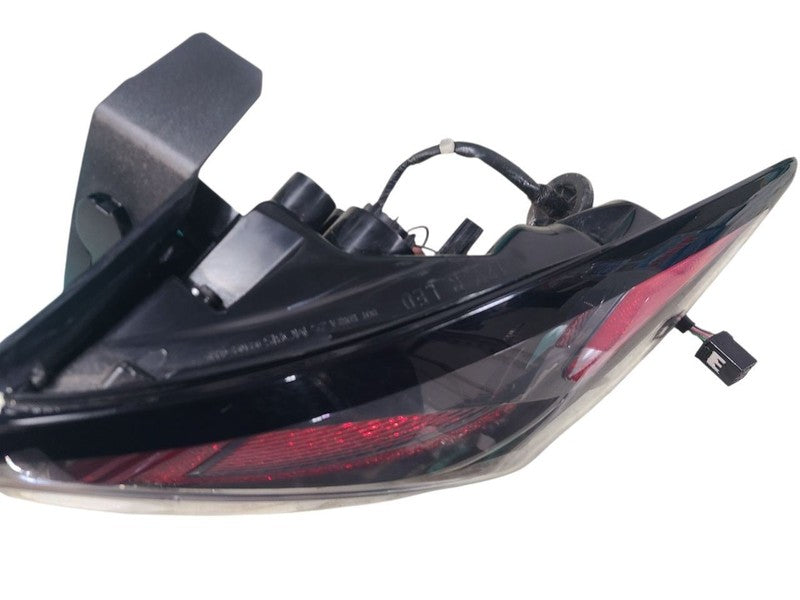 Passenger Tail Light LED Quarter Panel Mounted Fits 20-22 IONIQ 656195