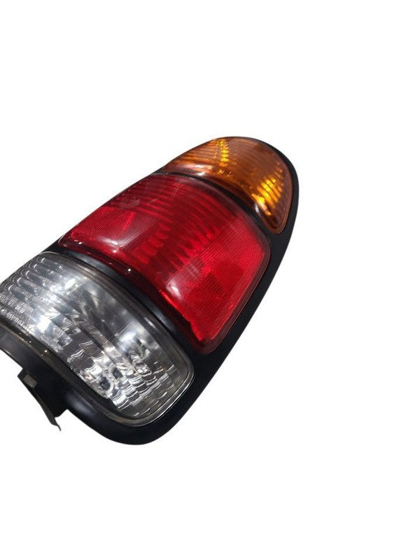 Passenger Tail Light Crew Cab Without Stepside Fits 00-04 TUNDRA 65773
