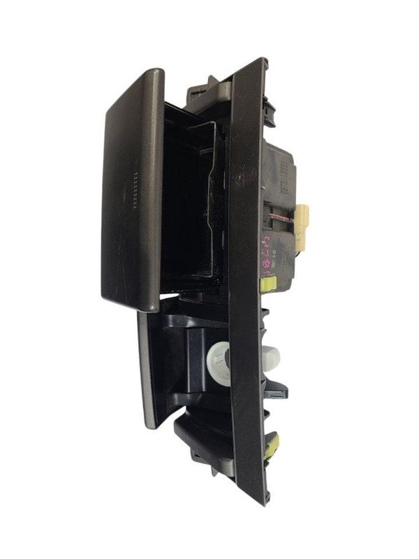 GX470     2003 Accessory Holders 603485