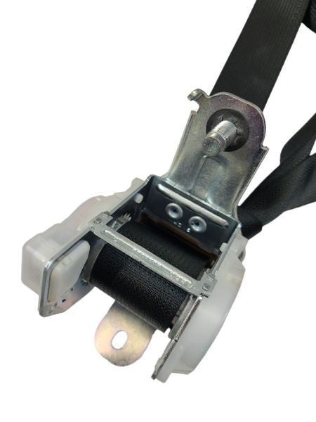 REAR TLX       2015 Center Retractor Seat Belt Rear 567824