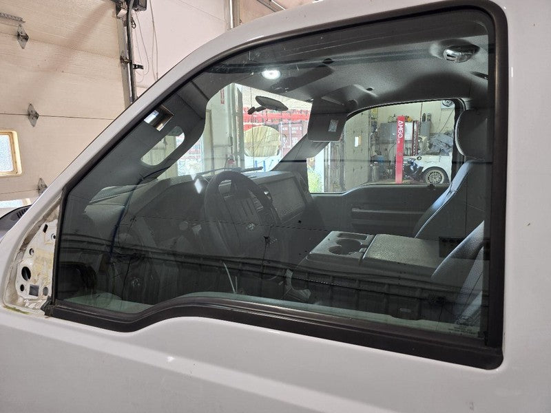 Driver Left Front Door Glass Fits 13-16 FORD F250SD PICKUP 644348