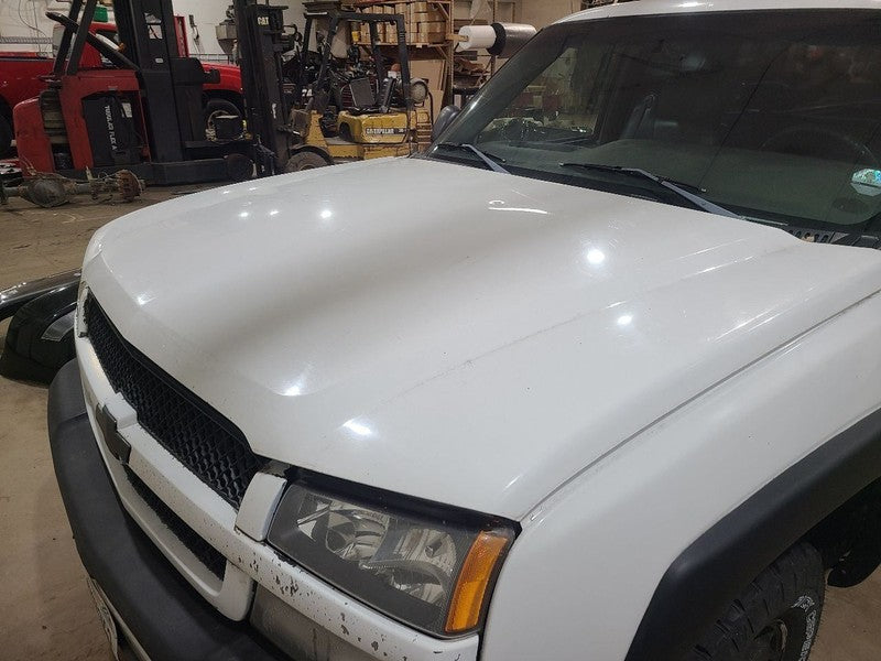 Hood Without Body Cladding Fits 03-06 AVALANCHE 1500 649672