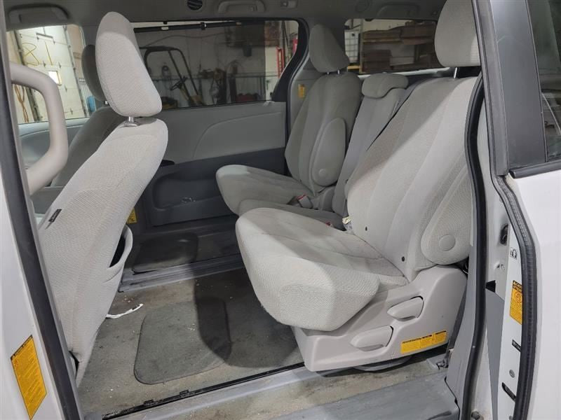 Passenger Dash Fits 12-14 SIENNA 284304
