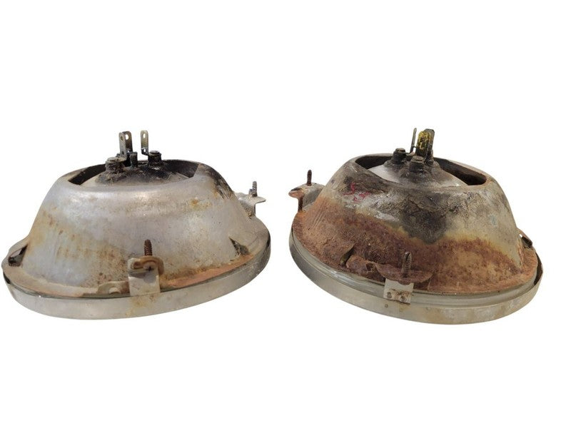 DART      1975 Headlight 672222