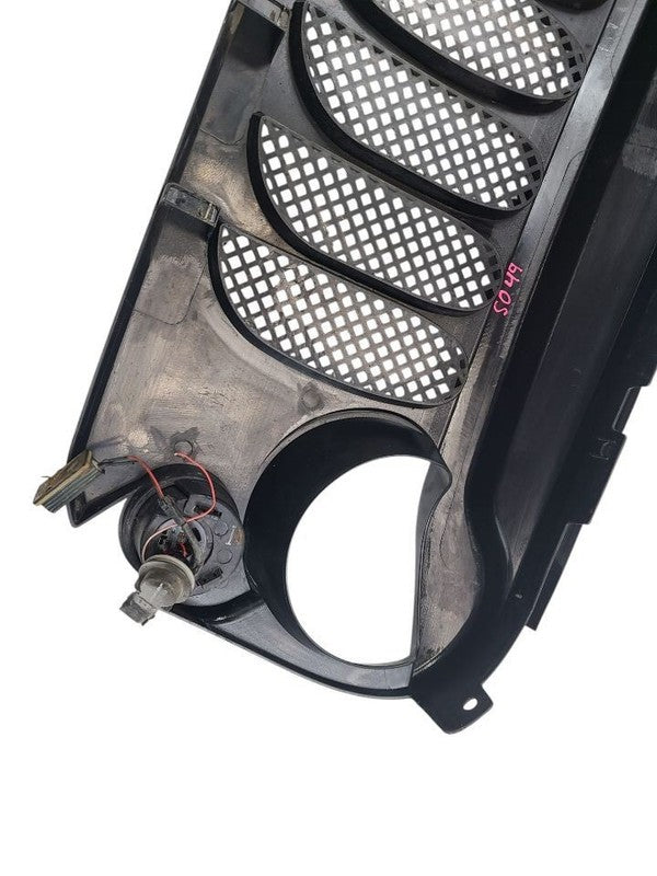 Grille VIN W 6th Digit Jk Body With Grille Inserts Fits 14-18 WRANGLER