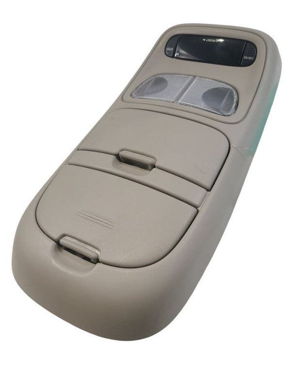 DAKOTA    1999 Console Front 666454