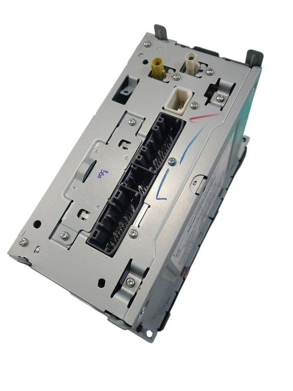 Audio Equipment Radio Receiver Radio With 6.5" Screen Fits 12-20 CARAV