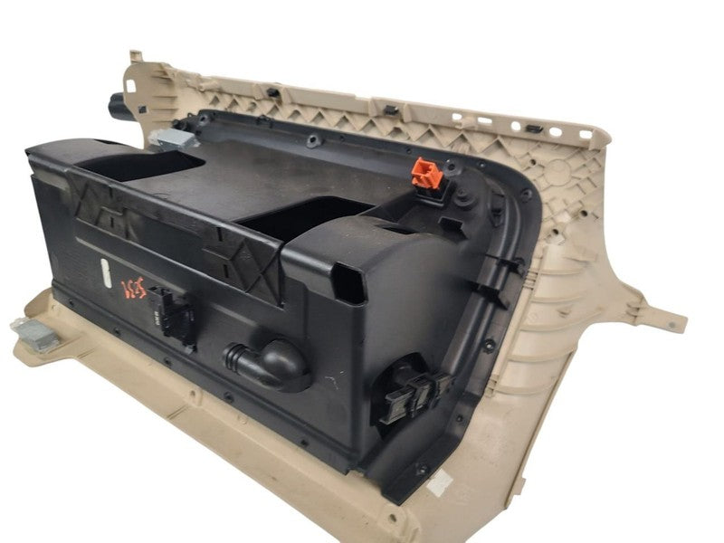 JETTA     2014 Glove Box 627946
