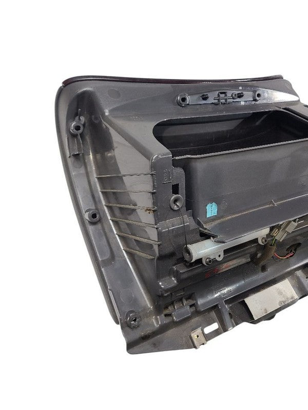 V70       2004 Glove Box 649805