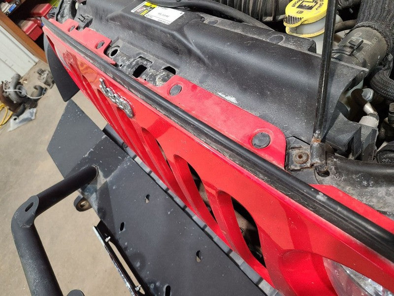 Grille VIN W 6th Digit Jk Body Fits 07-18 WRANGLER 677163