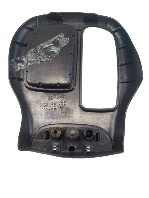 DAKOTA    1999 Console Front 666450