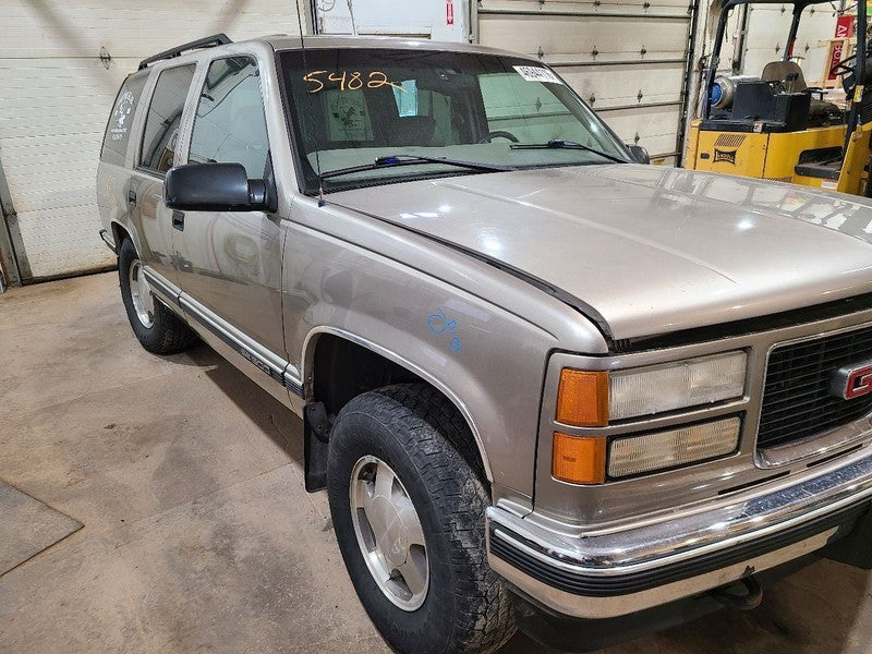 YUKON     1998 High Mounted Stop Light 664318