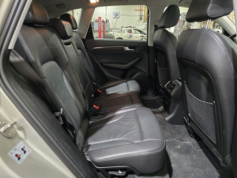 Q5 AUDI   2015 Owners Manual 636706