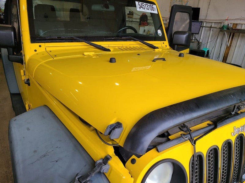 Hood Flat Center Fits 07-12 WRANGLER 671357