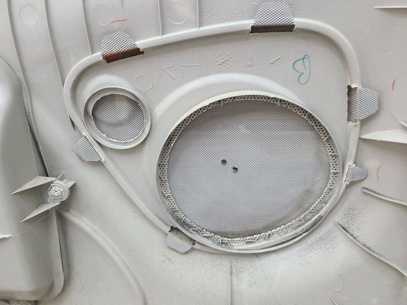TUNDRA    2004 Front Door Trim Panel 667733