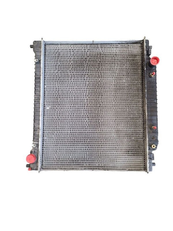 Radiator 8-280 Fits 00-14 FORD E150 VAN 621688