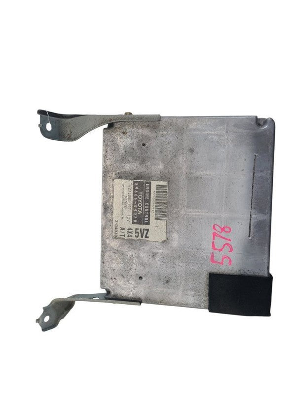 Engine ECM Electronic Control Module Right Hand Dash 4WD Fits 02 TACOM
