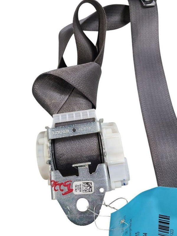 SUBURBN15 2015 Seat Belt Rear 647323
