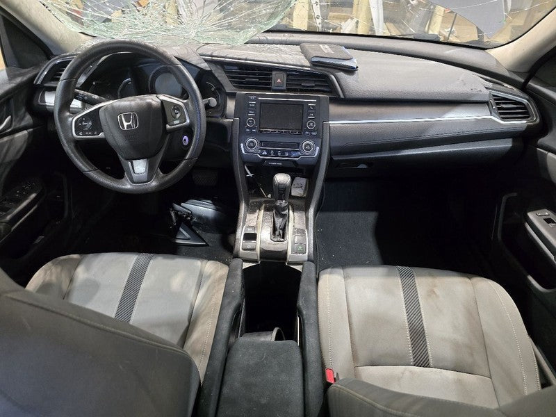 CIVIC     2016 Owners Manual 638769