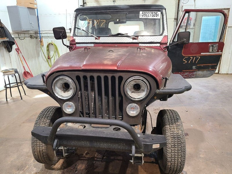 CJ        1985 Seat Rear 679146