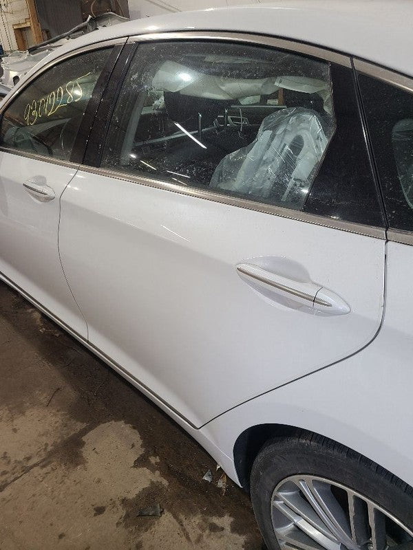 Driver Left Rear Side Door Without Sunshade Fits 17-20 G80 656086