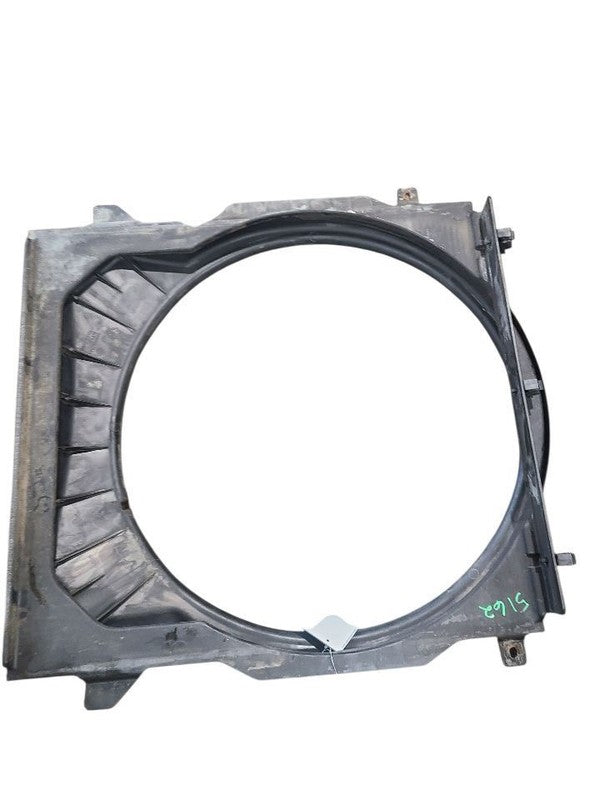 RAM3500   2004 Radiator Shroud 640287