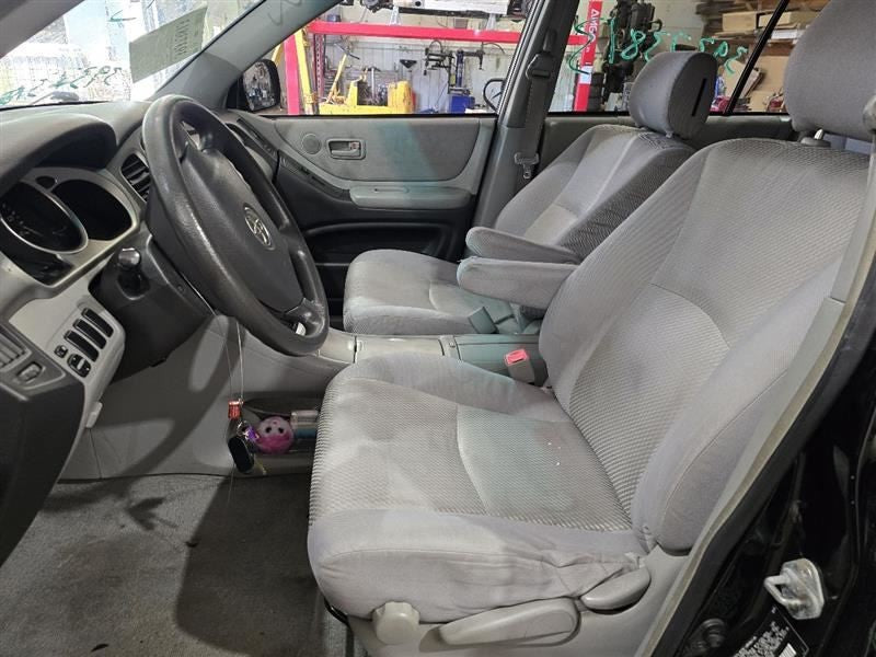 Audio Equipment Radio Receiver 6 Speaker Fits 04-07 HIGHLANDER 586503 