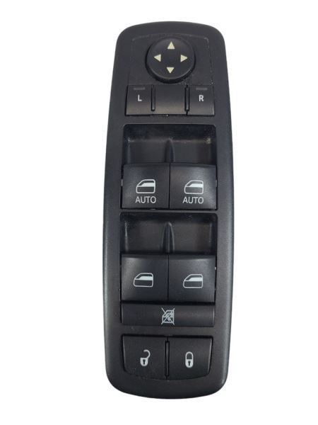RAM1500   2016 Front Door Switch 601588