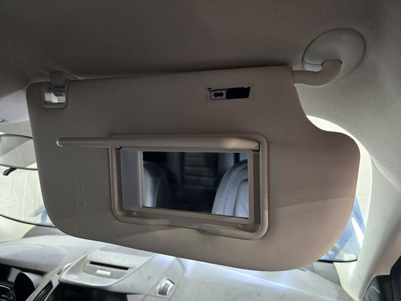 Passenger Sun Visor Without Sunroof With Illumination Fits 13-19 ESCAP