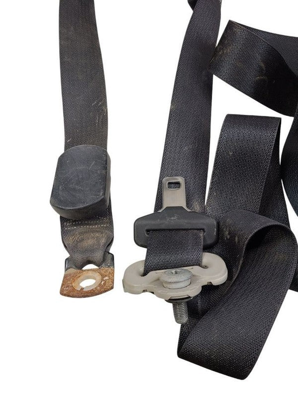 TOWN COUN 2016 Seat Belt Rear 621149