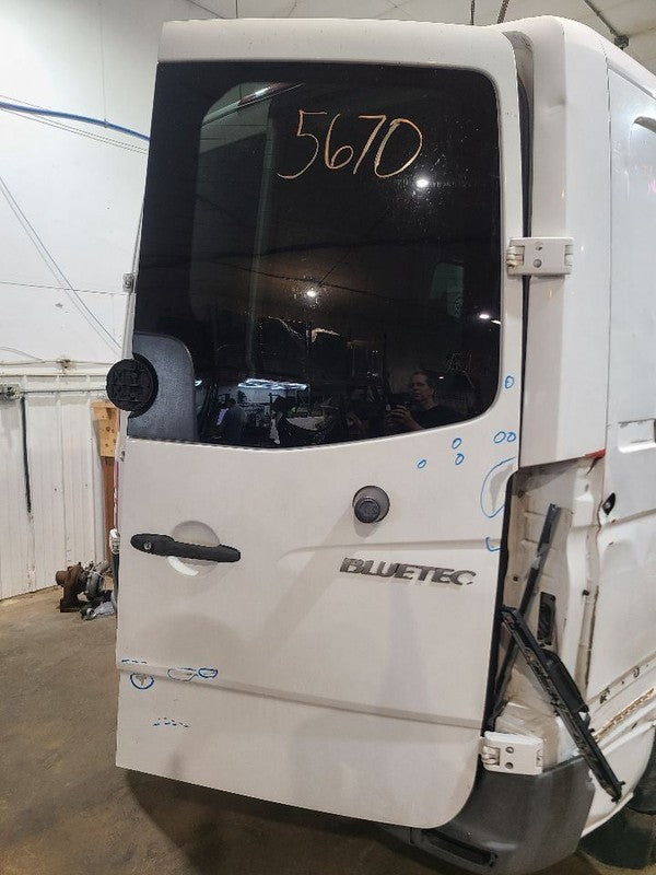 Passenger Rear Back Door Low Roof Fits 10-18 MERCEDES SPRINTER 2500 67