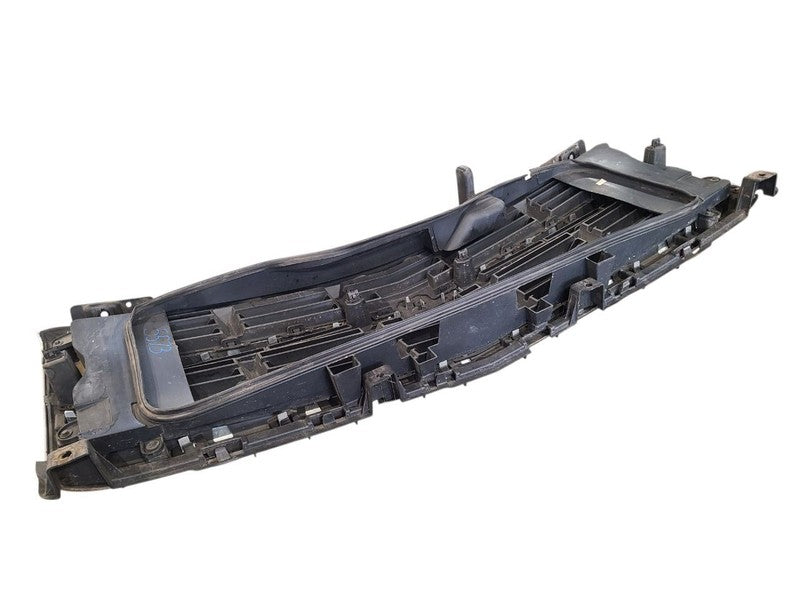 Grille Chrome Surround Black Bars Fits 14-15 SILVERADO 1500 PICKUP 670