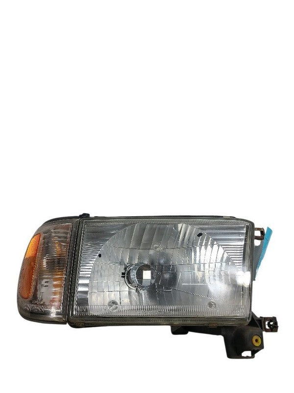 Passenger Right Headlight Fits 99-02 4 RUNNER 653410