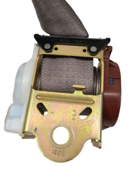 SEQUOIA   2002 Seat Belt Rear 600599