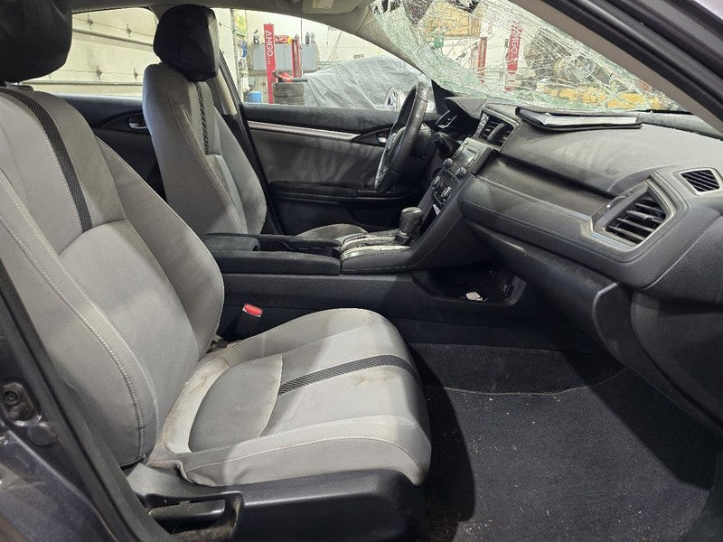 CIVIC     2016 Owners Manual 638769