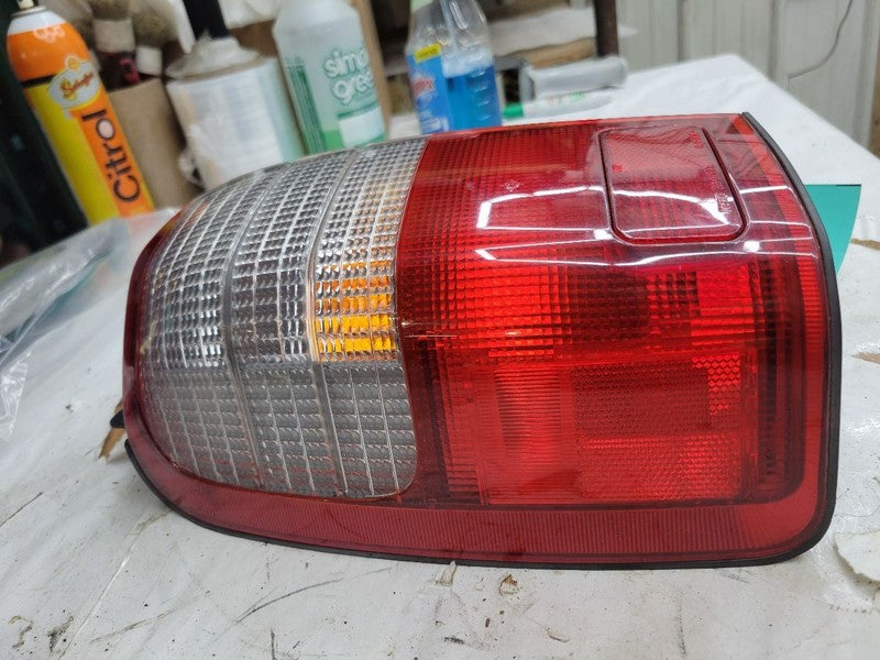 Driver Left Tail Light Fits 96-00 4 RUNNER 672850