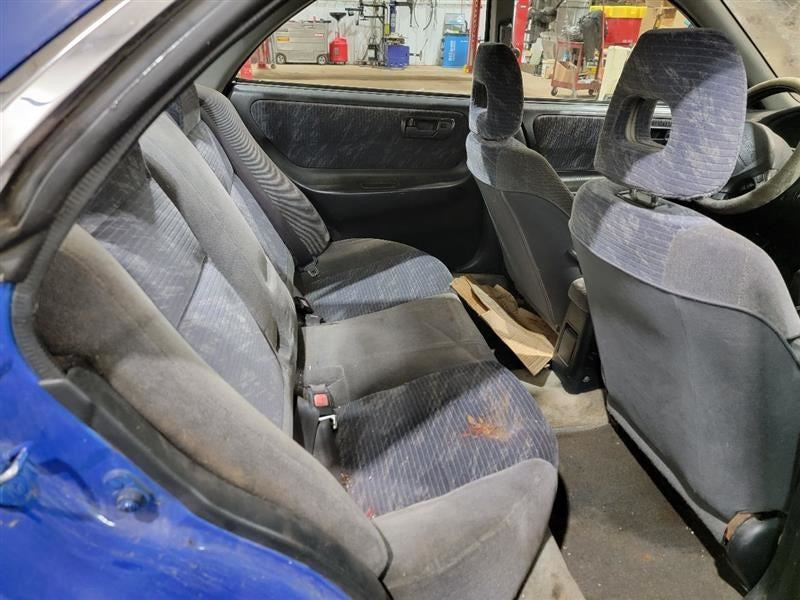INTEGRA   1994 Seat Belt Front 565730