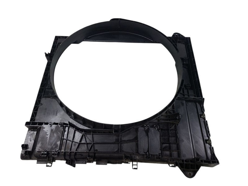 QX80      2015 Radiator Shroud 654211