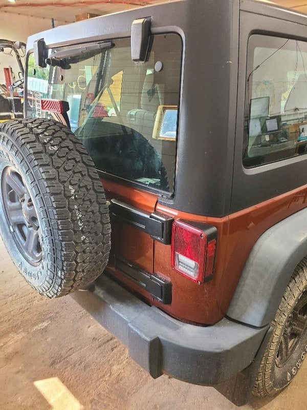 Wash Reservoir VIN W 6th Digit Jk Body RHD Fits 12-18 WRANGLER 674338
