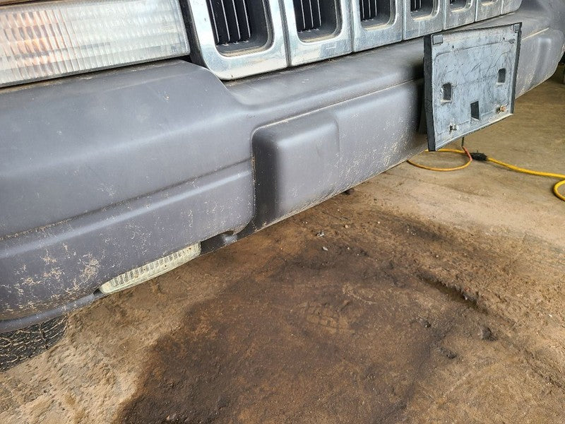 Front Bumper Laredo Fits 96-98 GRAND CHEROKEE 672498