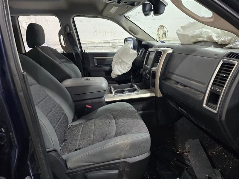 RAM1500   2014 Dash/Interior/Seat Switch 579929